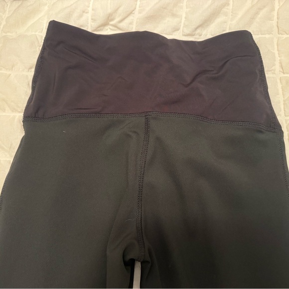 Black capri leggings - Picture 4 of 4